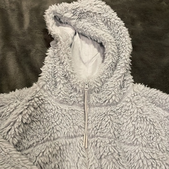 Urban Outfitters BDG Hooded Cropped Teddy Jacket in Light Blue - Picture 3 of 8